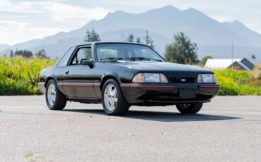 Ford-mustang-1988-black-3