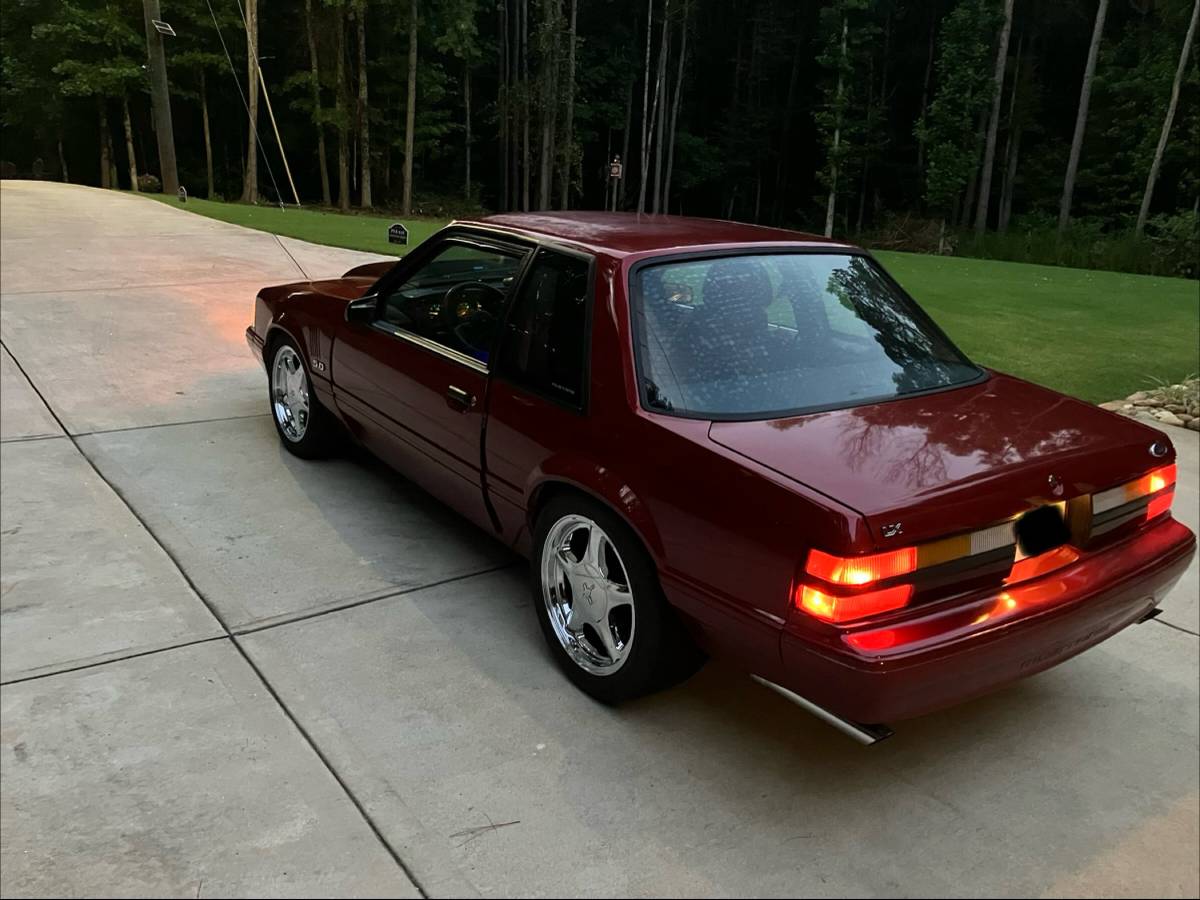Ford-mustang-1989-red-1