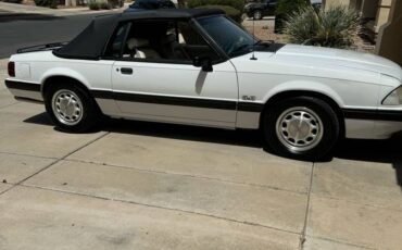 Ford-mustang-1990-white-3