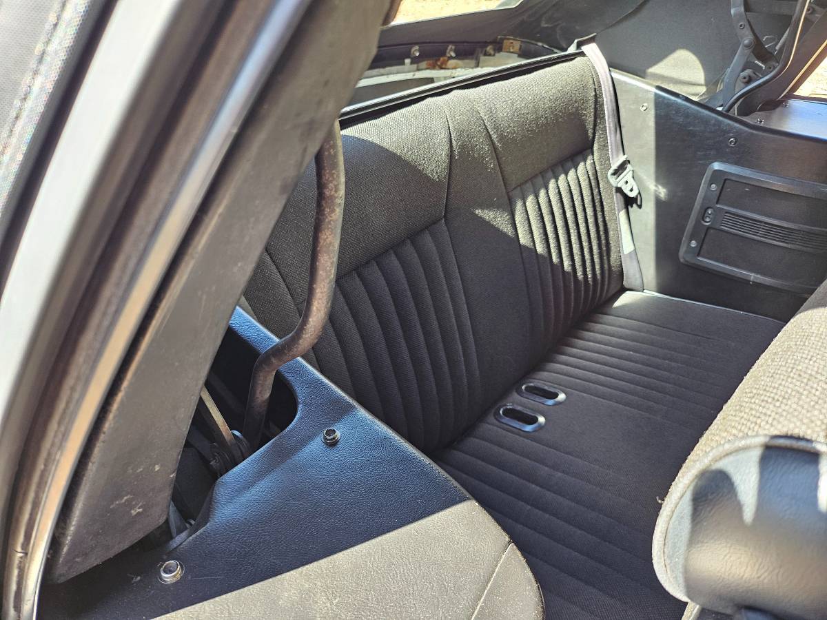 Ford-mustang-1991-white-12