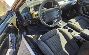 Ford-mustang-1991-white-3