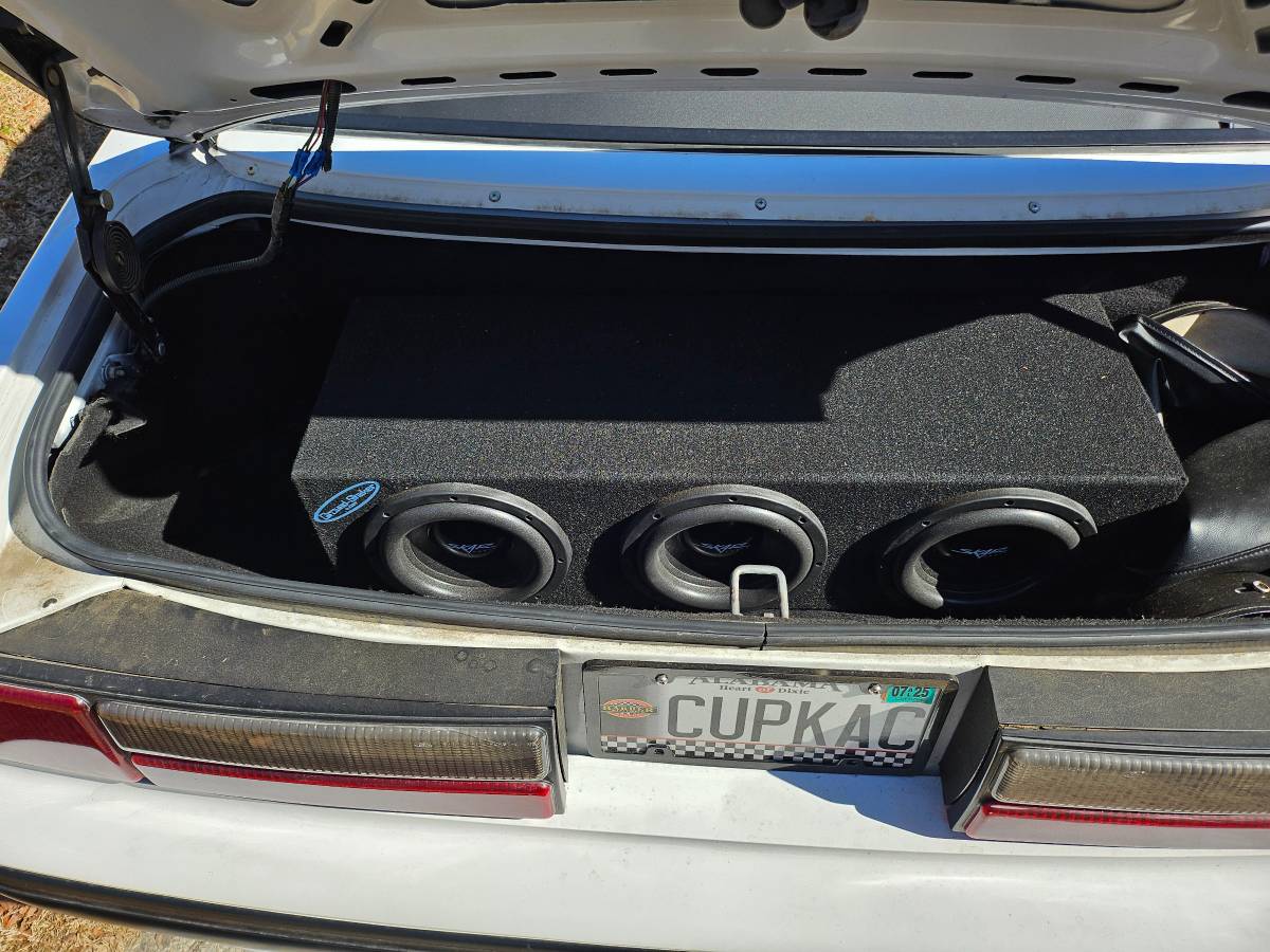 Ford-mustang-1991-white-9