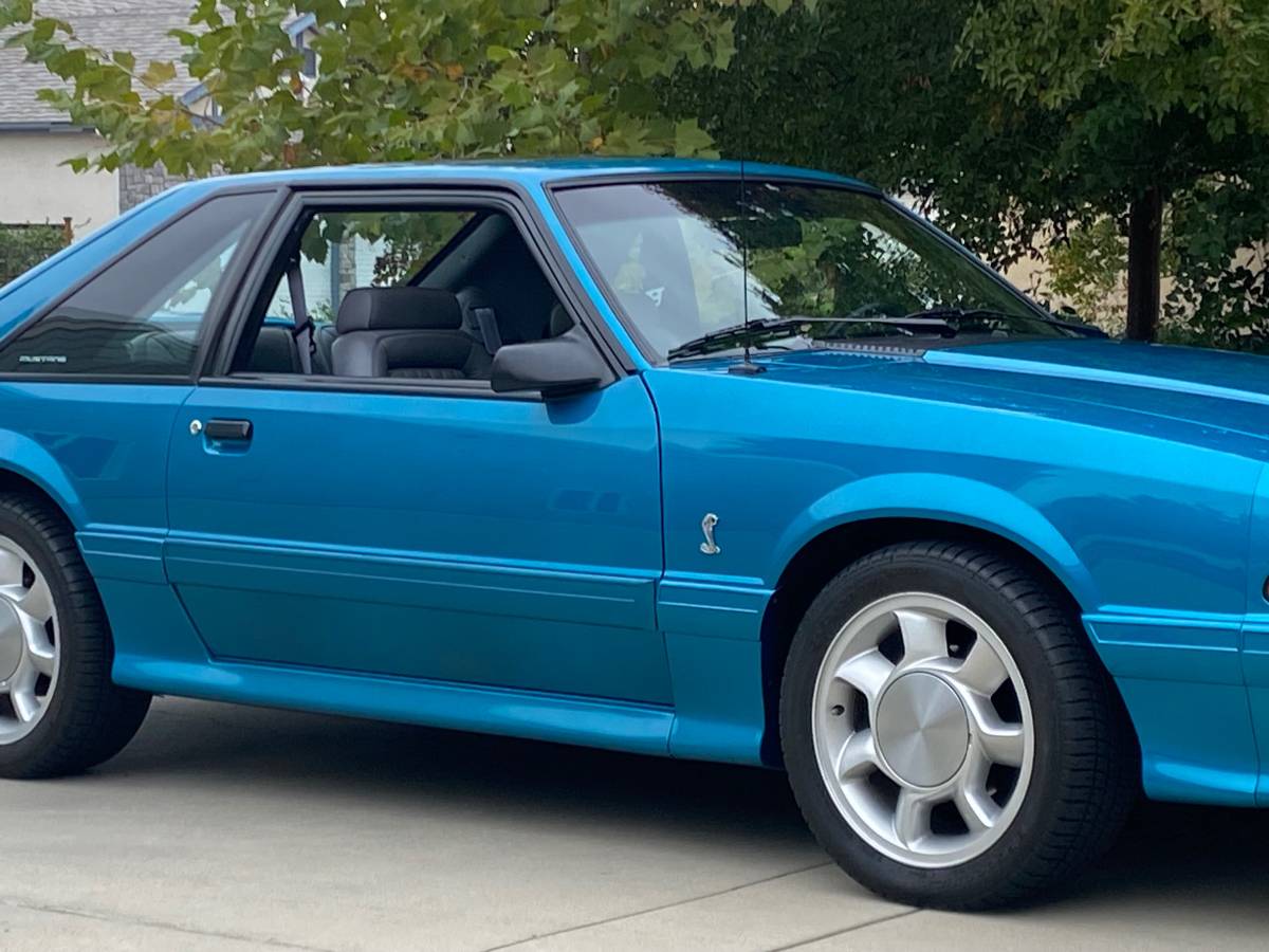 Ford-mustang-1993-blue-18