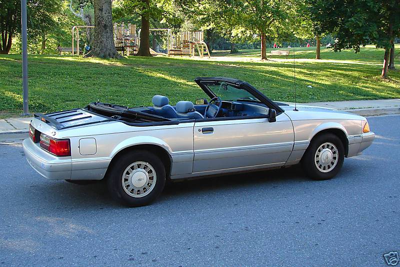 Ford-mustang-1993-grey-13