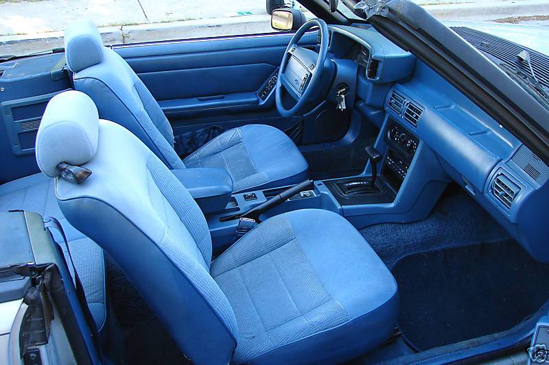 Ford-mustang-1993-grey-17