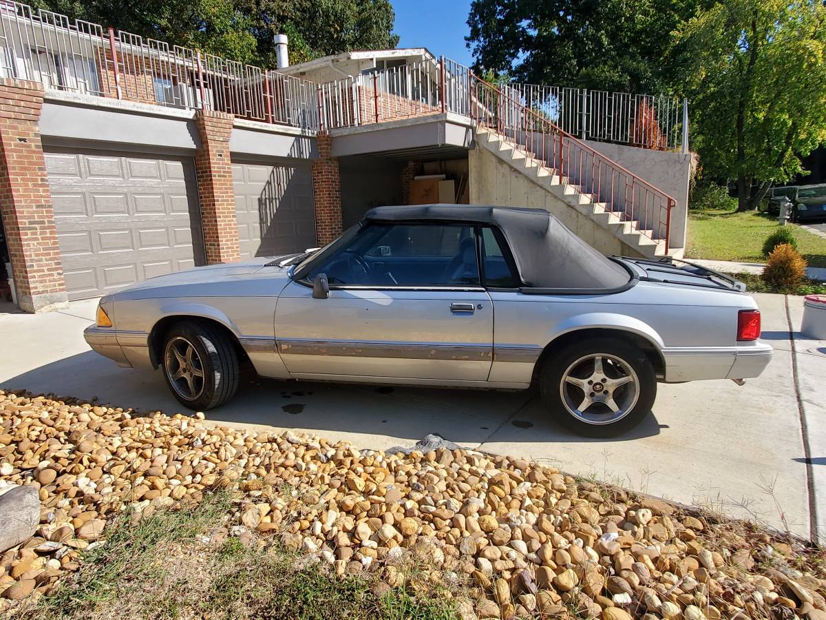 Ford-mustang-1993-grey-9