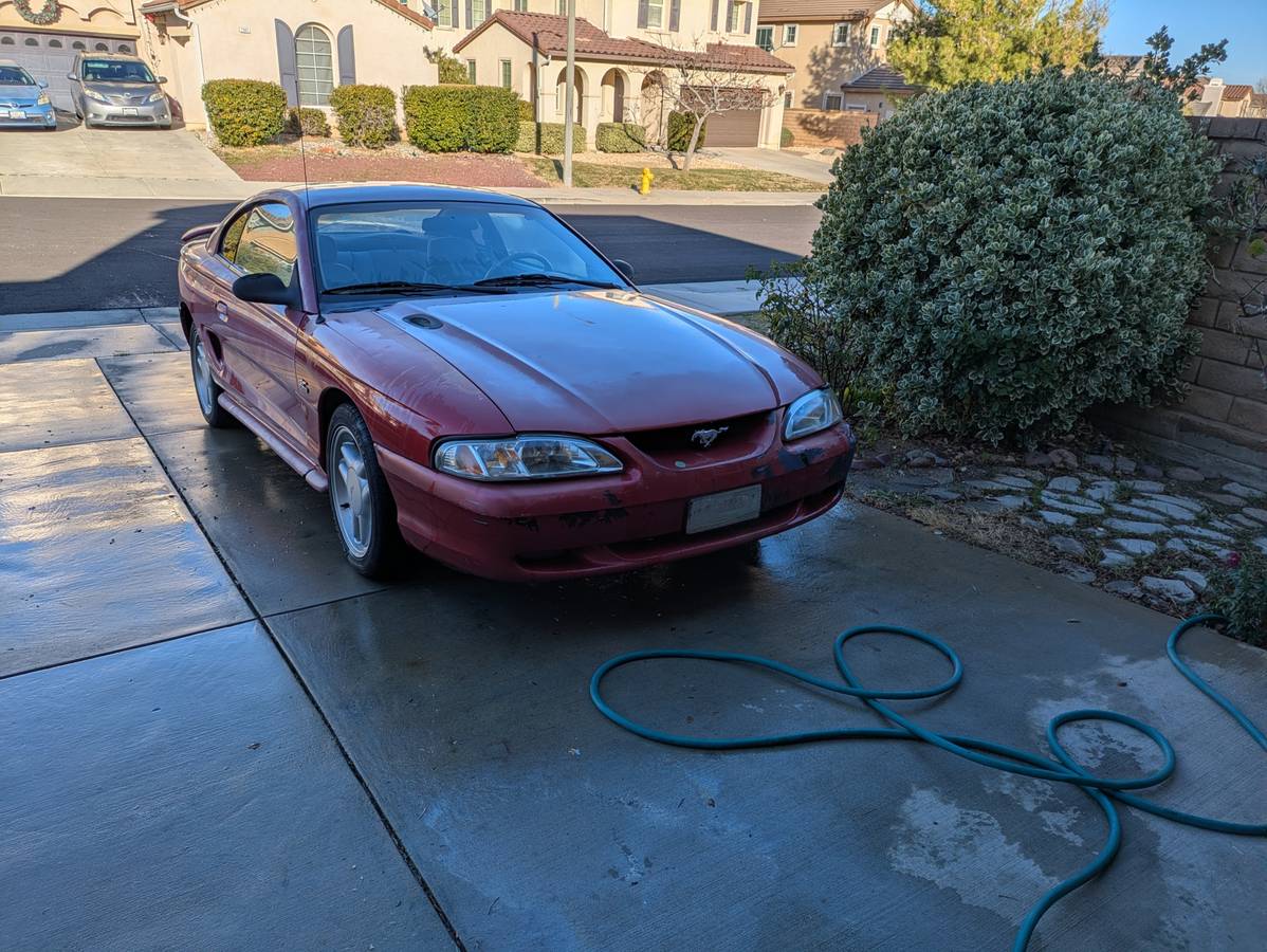 Ford-mustang-1994-red