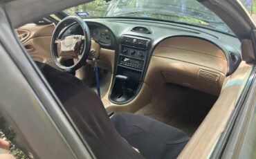 Ford-mustang-base-1996-black-4