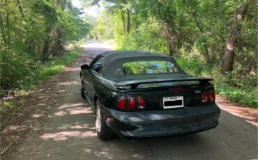 Ford-mustang-base-1996-black-7