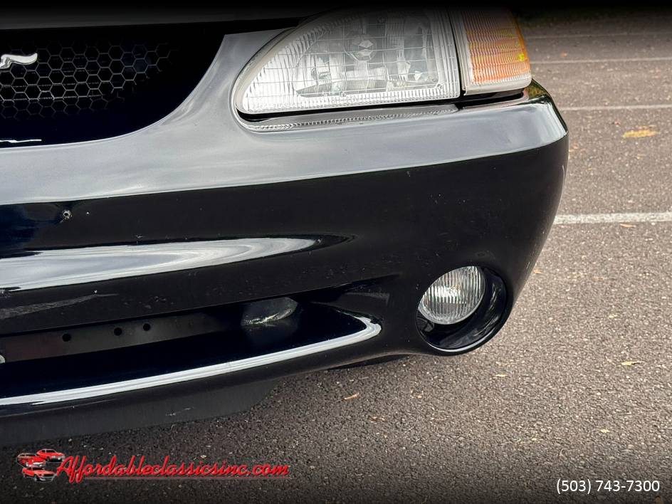 Ford-mustang-cobra-1996-12