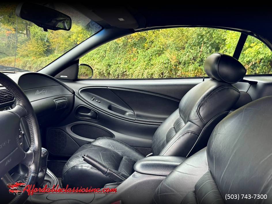 Ford-mustang-cobra-1996-14