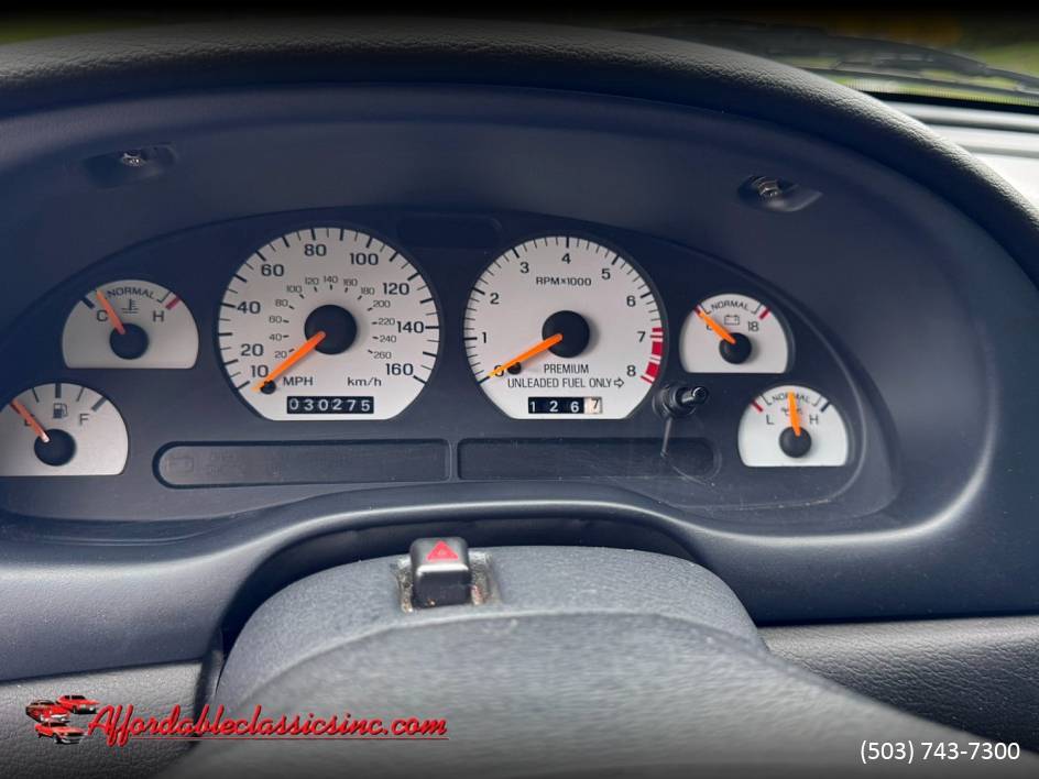 Ford-mustang-cobra-1996-17