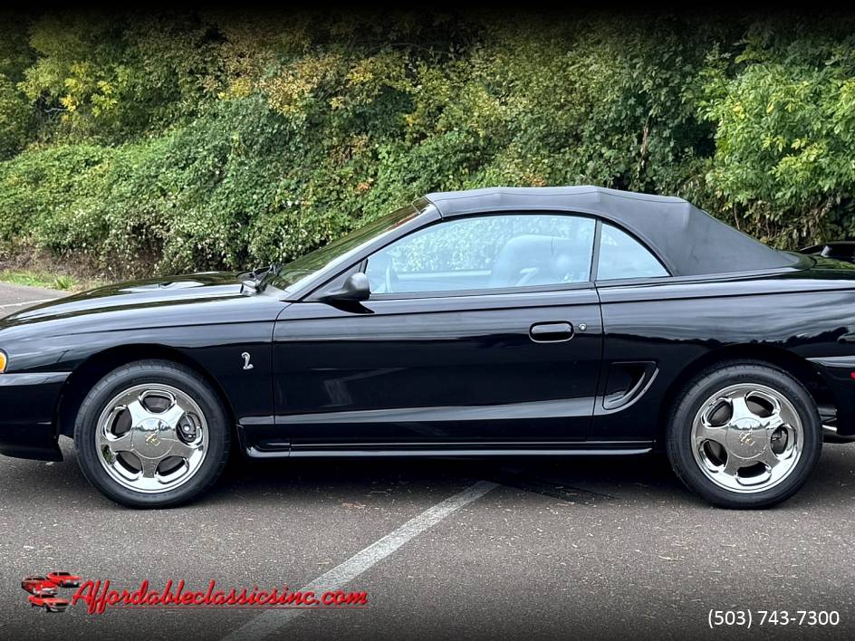 Ford-mustang-cobra-1996-3