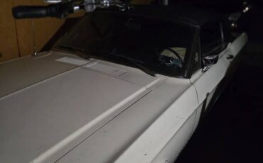 Ford-mustang-convertible-1967-white-17