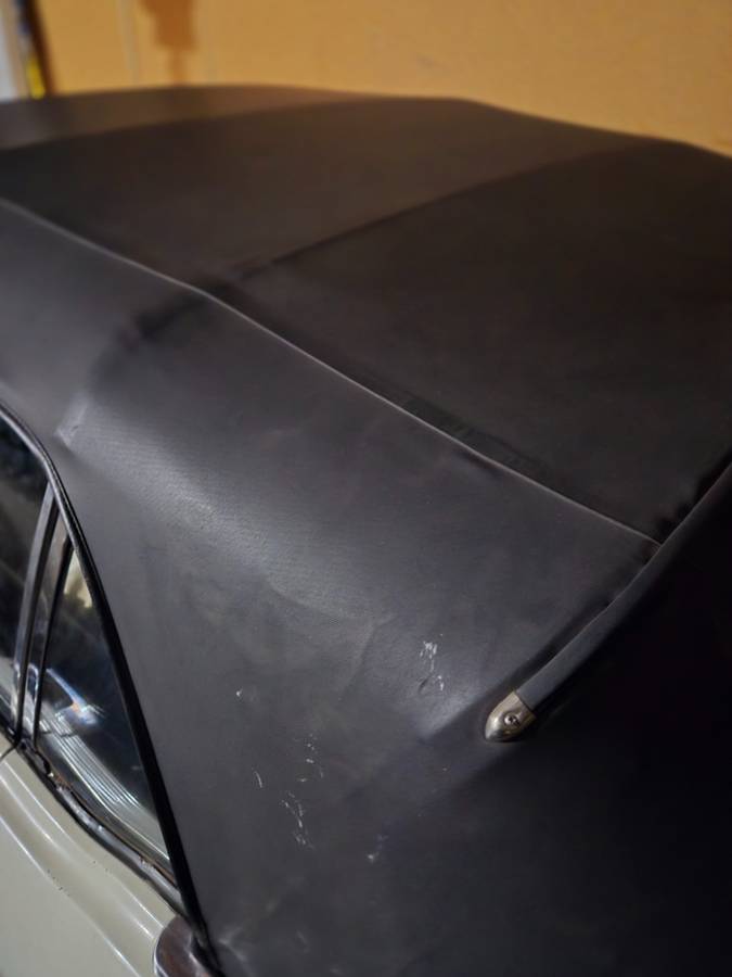 Ford-mustang-convertible-1967-white-22