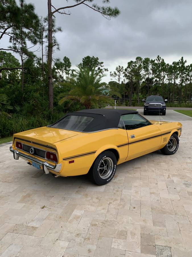 Ford-mustang-convertible-1973-yellow-5