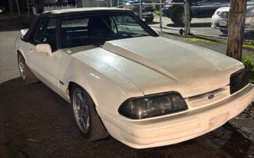 Ford-mustang-convertible-1992-5