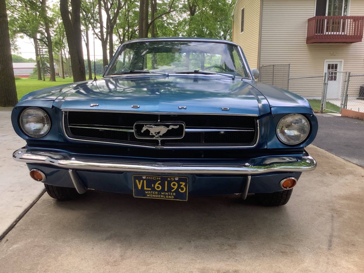 Ford-mustang-coupe-1964-blue-16