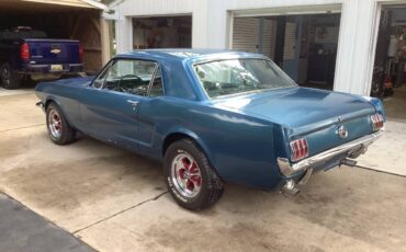 Ford-mustang-coupe-1964-blue-8