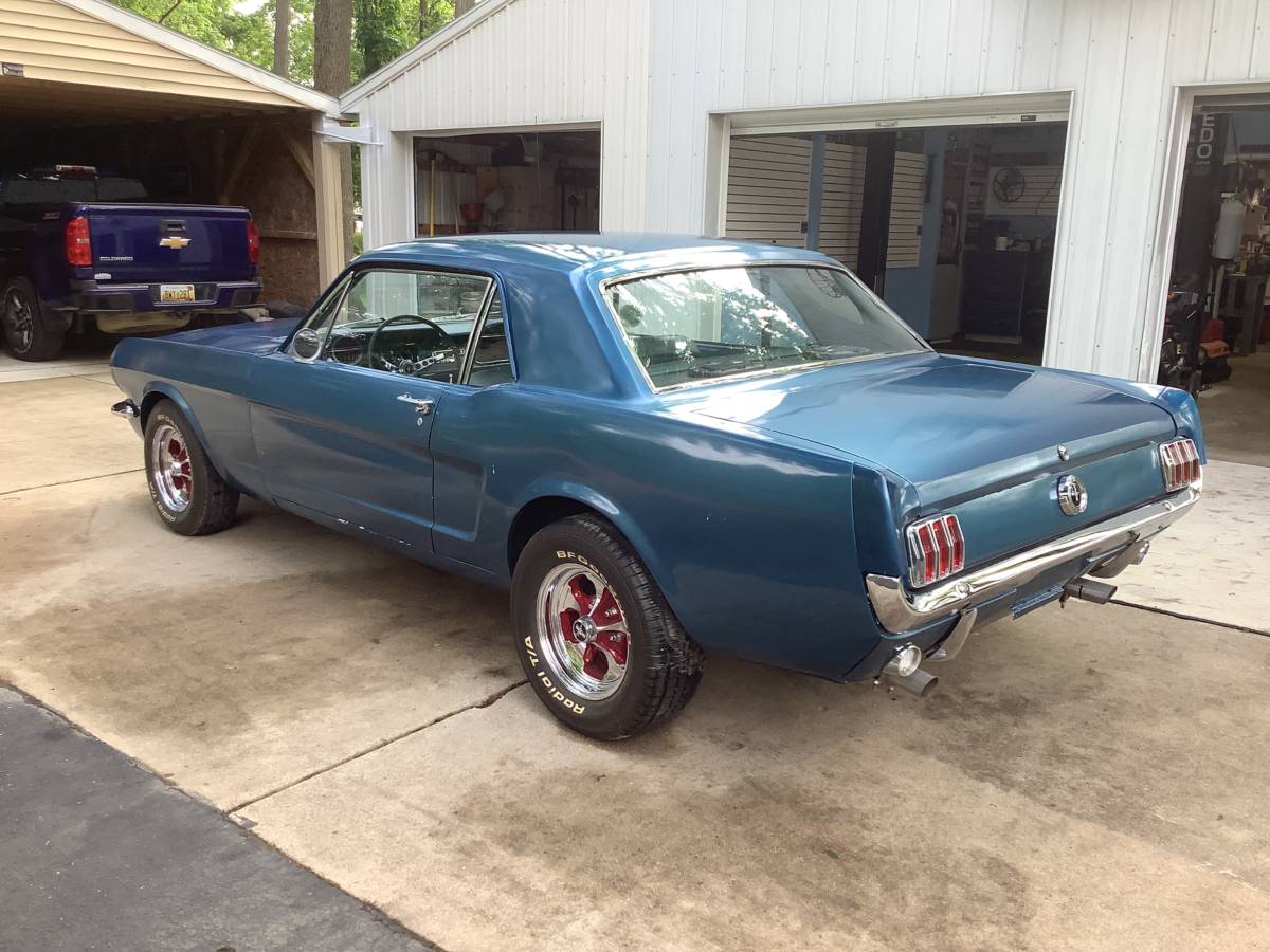 Ford-mustang-coupe-1964-blue-8