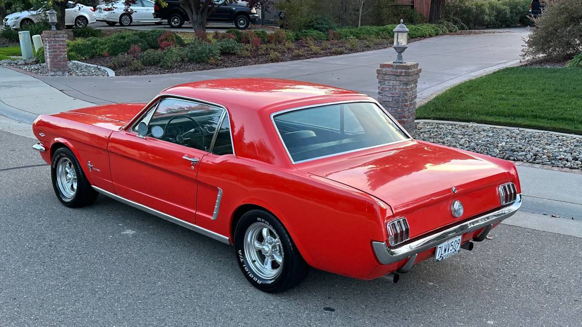 Ford-mustang-coupe-1965-red-10