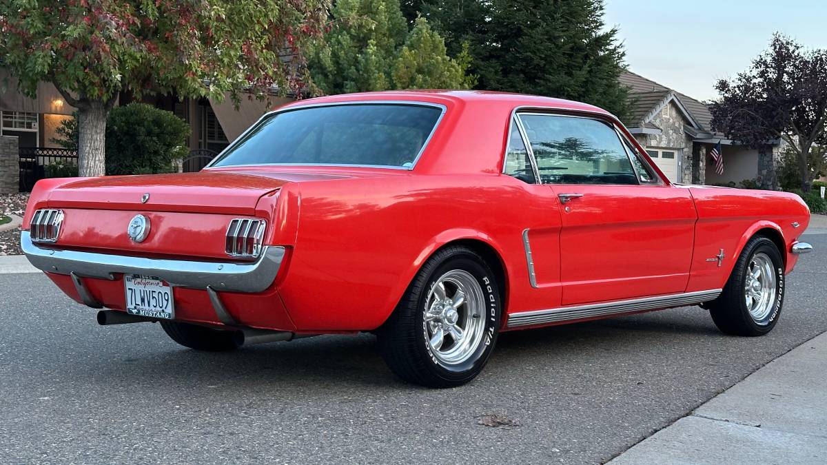 Ford-mustang-coupe-1965-red-12