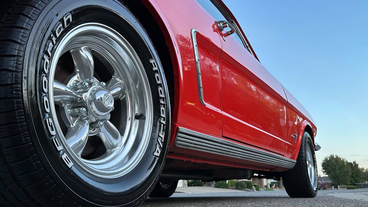 Ford-mustang-coupe-1965-red-15