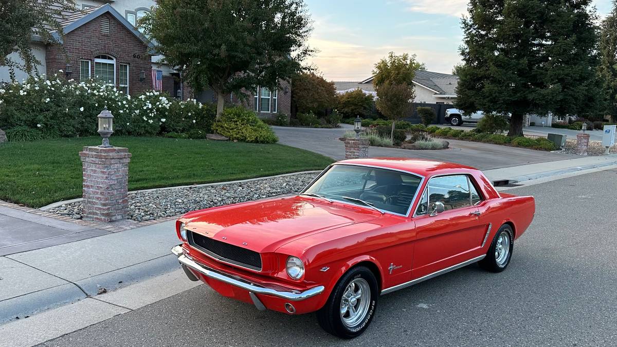 Ford-mustang-coupe-1965-red