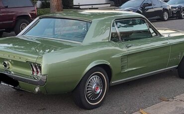 Ford-mustang-coupe-1967-green-1