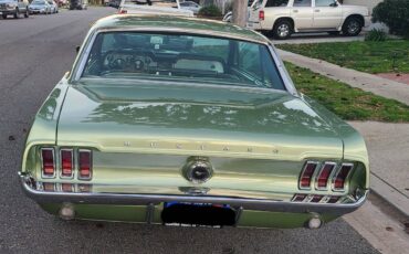 Ford-mustang-coupe-1967-green-3