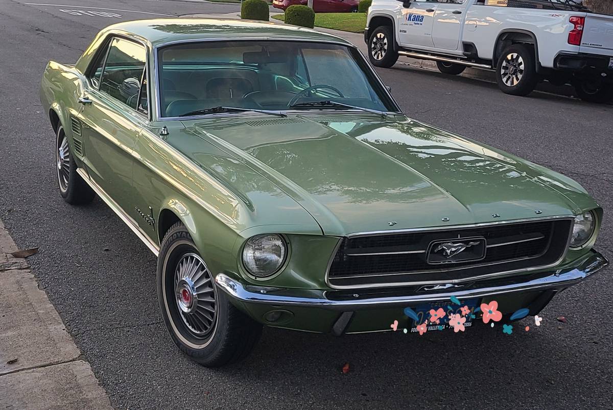 Ford-mustang-coupe-1967-green-5