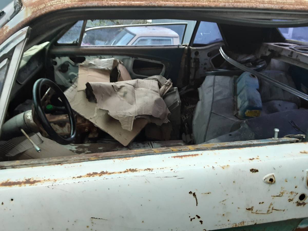 Ford-mustang-diesel-1965-white-3