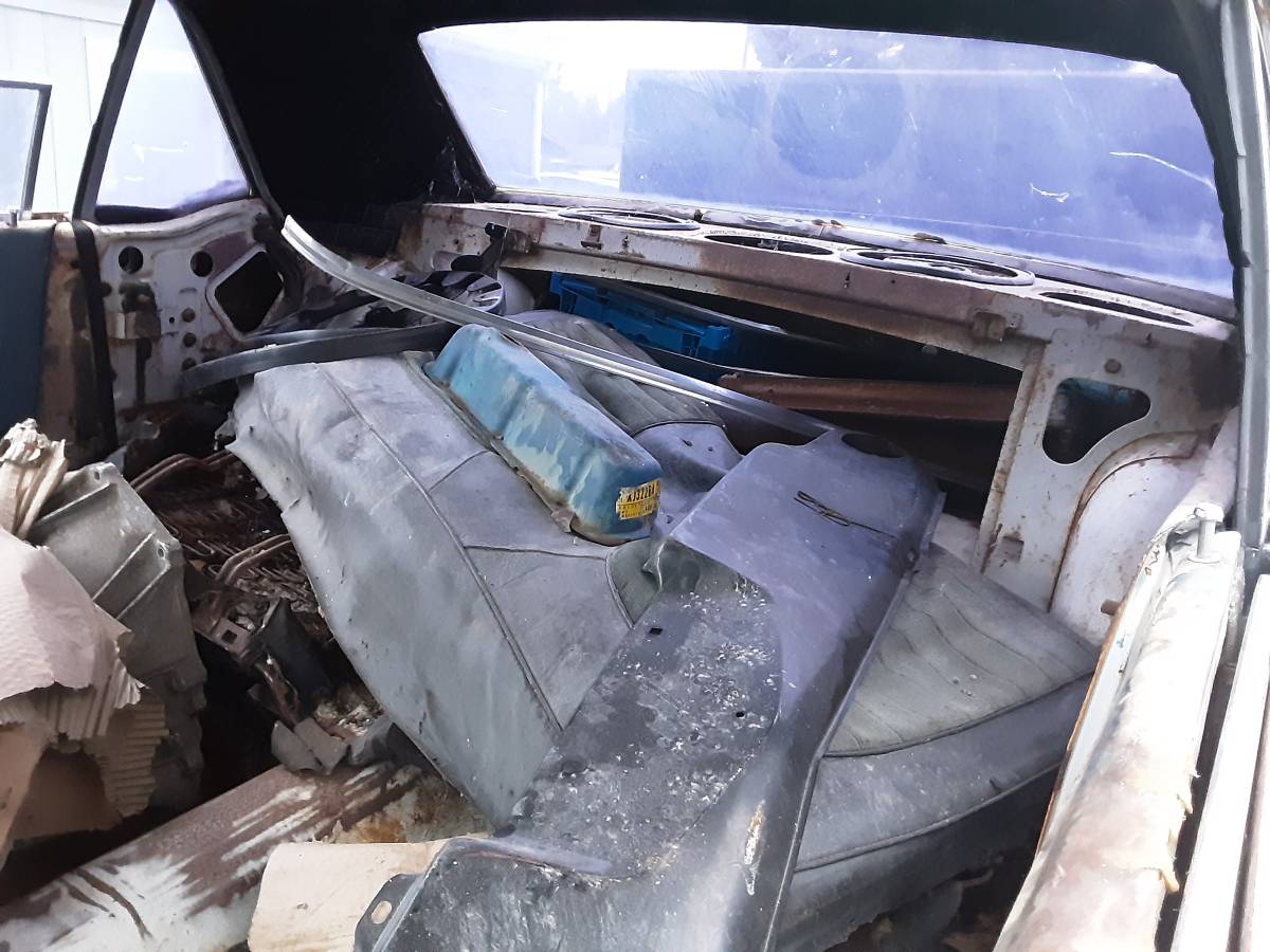 Ford-mustang-diesel-1965-white