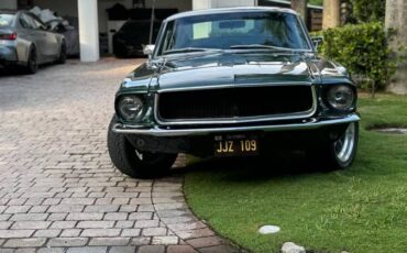 Ford-mustang-fastback-1967-green