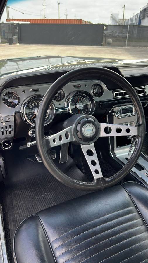 Ford-mustang-fastback-1967-green-5