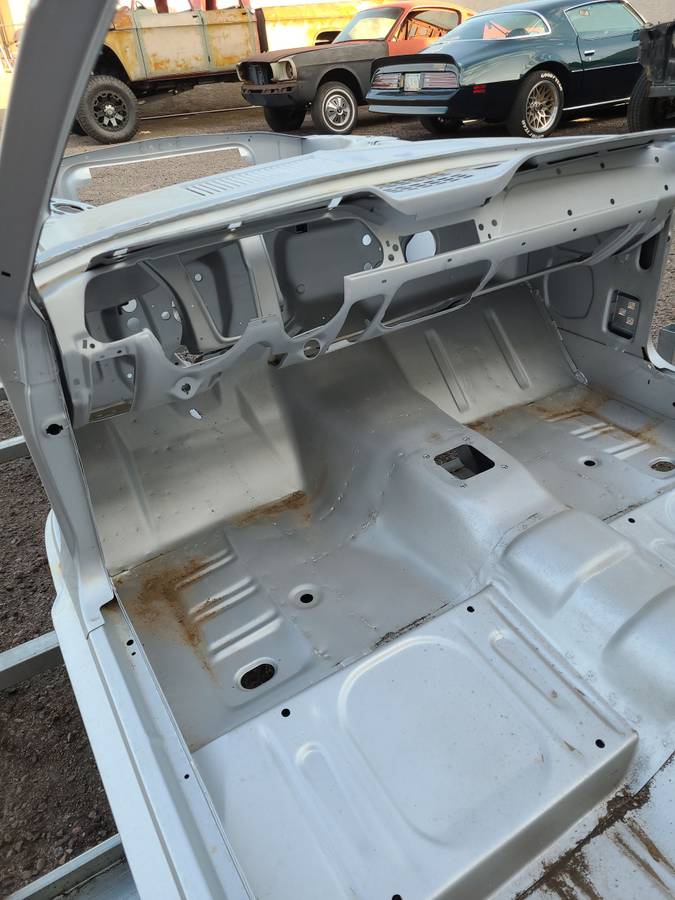 Ford-mustang-fastback-1967-silver-12