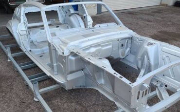 Ford-mustang-fastback-1967-silver-2