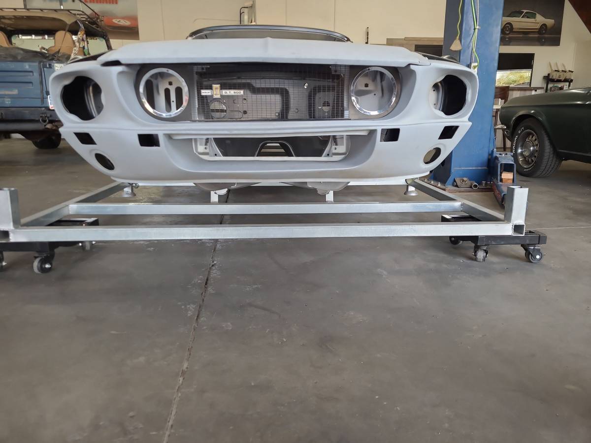 Ford-mustang-fastback-1967-silver-22