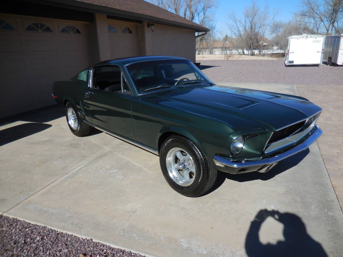 Ford-mustang-fastback-1968-green-3