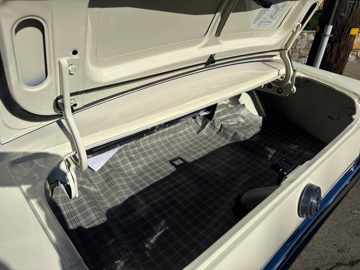 Ford-mustang-gt-1965-white-14