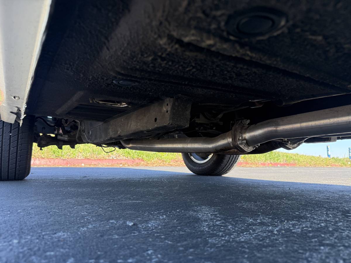 Ford-mustang-gt-1965-white-16