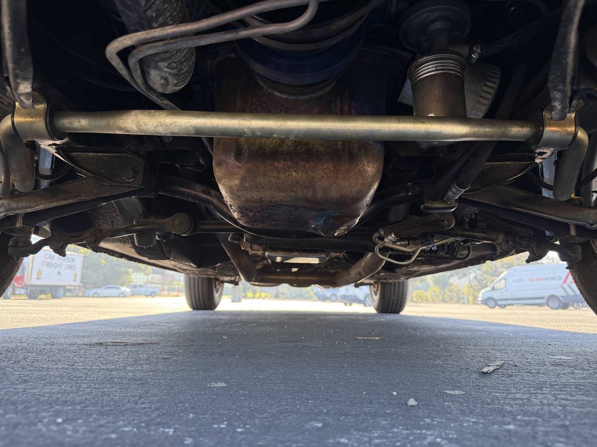 Ford-mustang-gt-1965-white-17