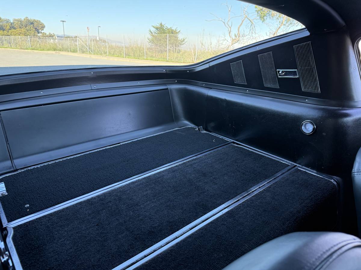 Ford-mustang-gt-1965-white-21