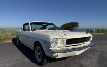 Ford-mustang-gt-1965-white-3