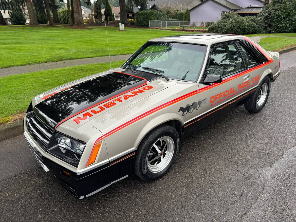 Ford-mustang-gt-1979-grey-6