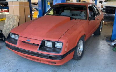 Ford mustang gt 1985