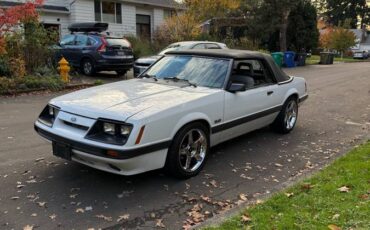 Ford-mustang-gt-1985-white-3