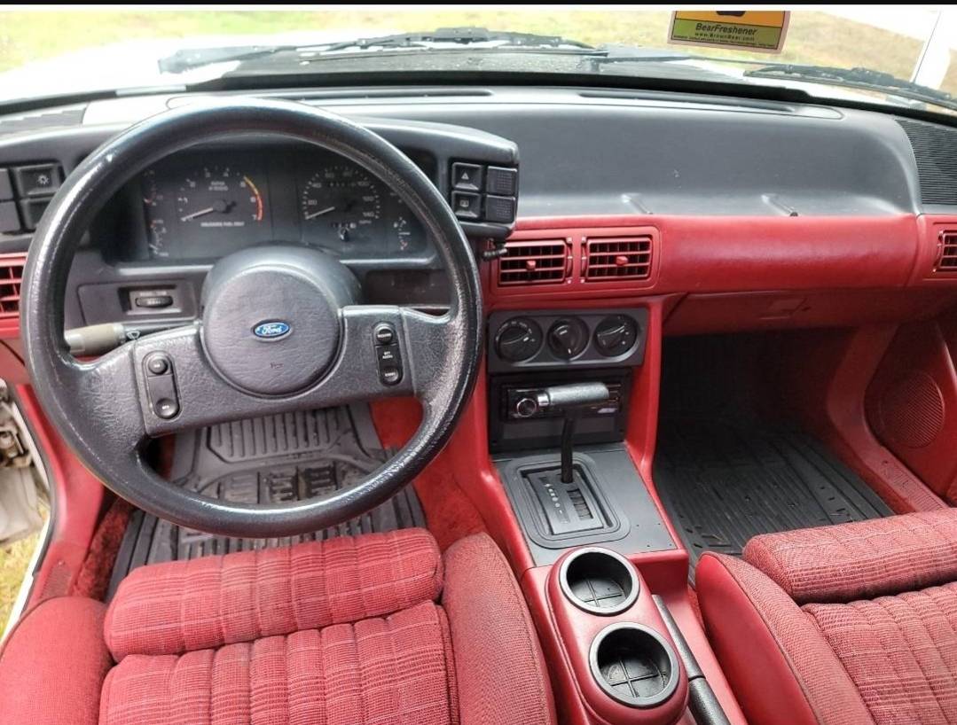 Ford-mustang-gt-1987-11