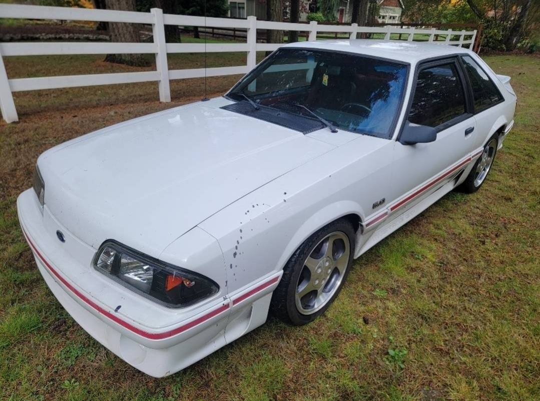 Ford-mustang-gt-1987