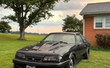 Ford-mustang-gt-1990-black-1